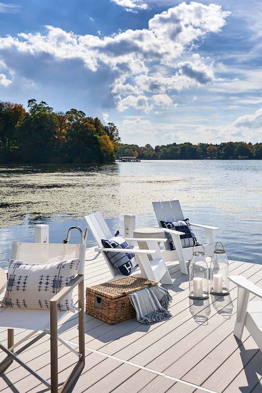 Stunning Small Backyard Deck Ideas 24 1 Kindesign